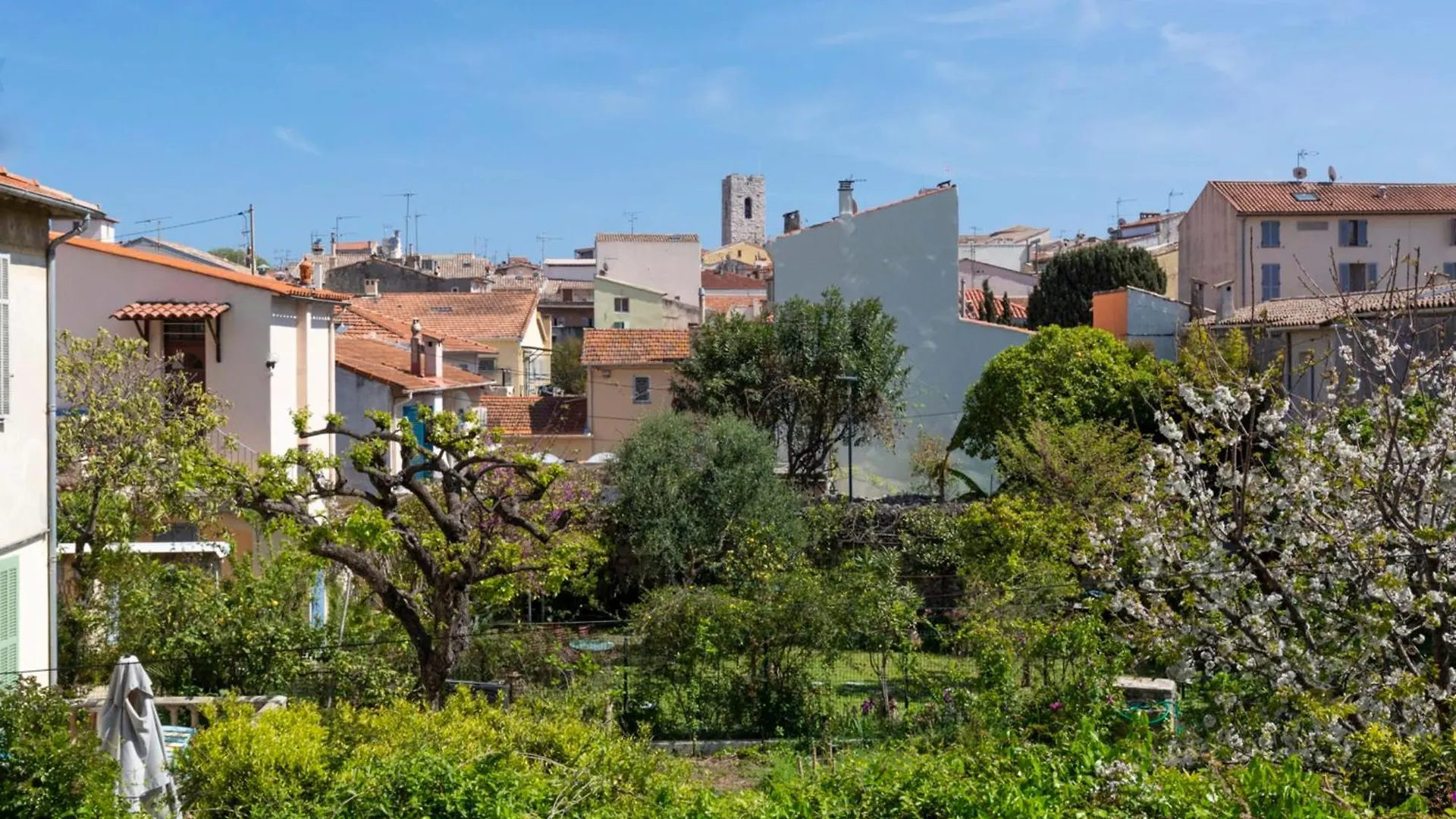 Residence Beausejour Antibes 0*,  France